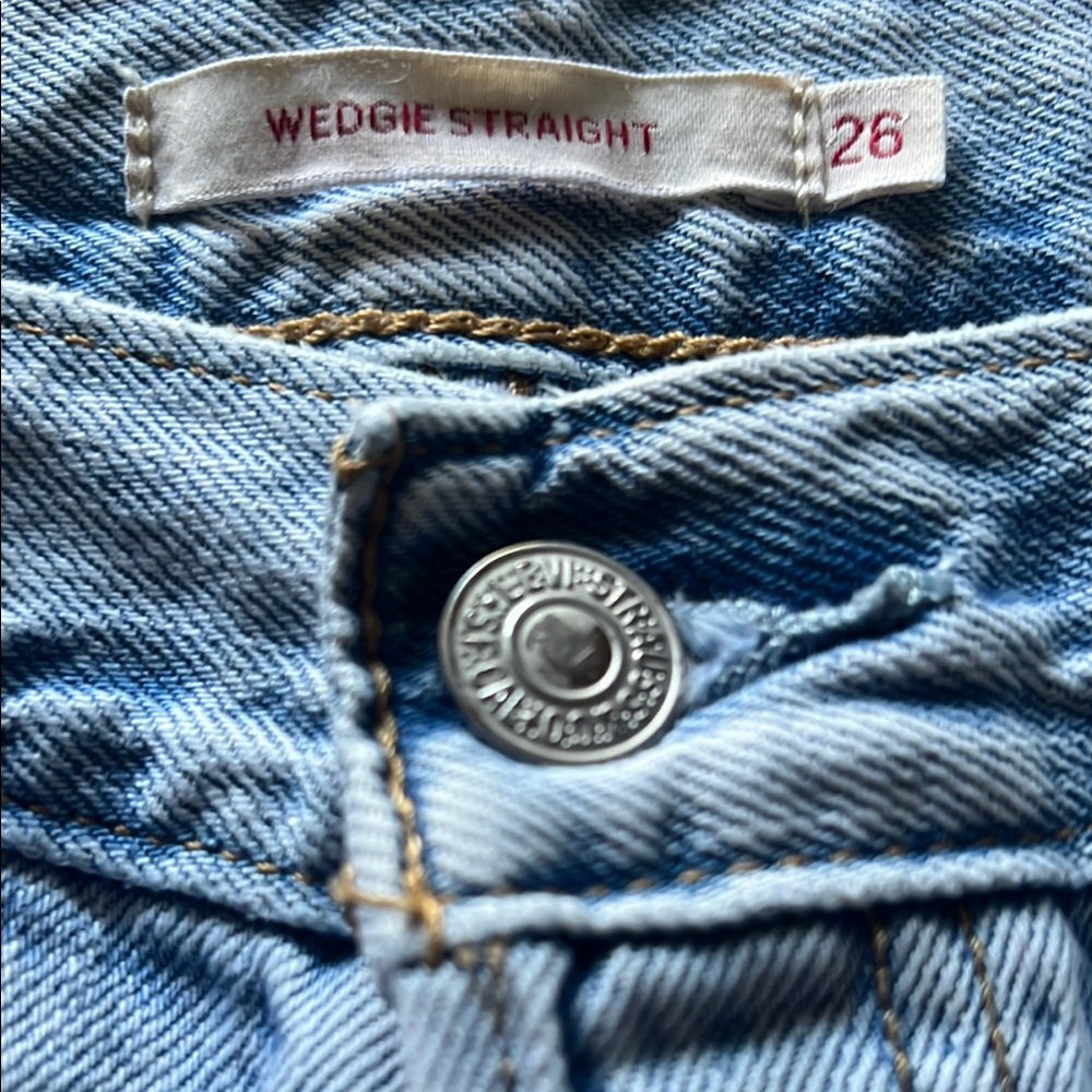 Levi's Women's Wedgie Straight Jeans - Light Blue